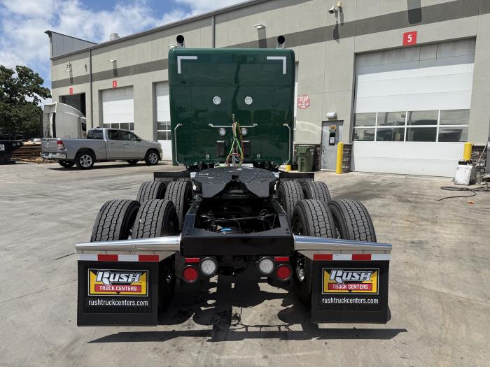 2027 Peterbilt 589-9