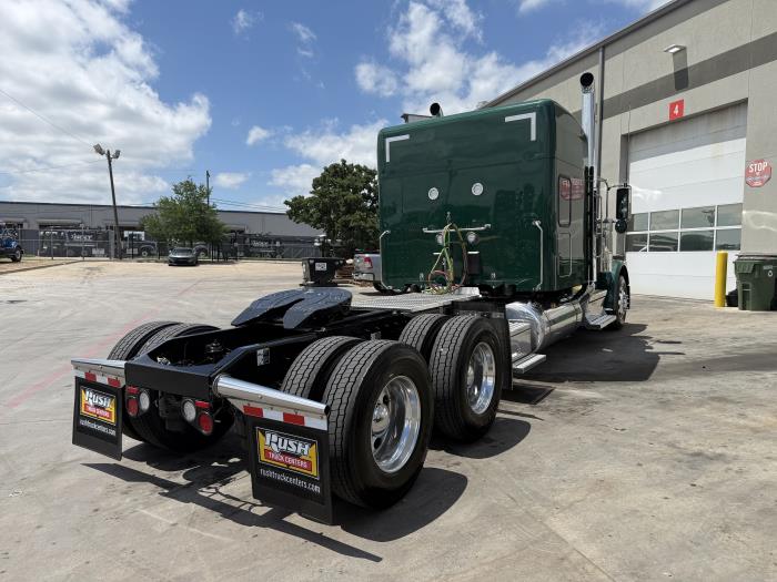2027 Peterbilt 589-10
