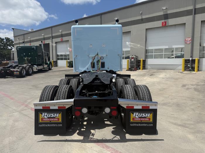 2027 Peterbilt 589-7