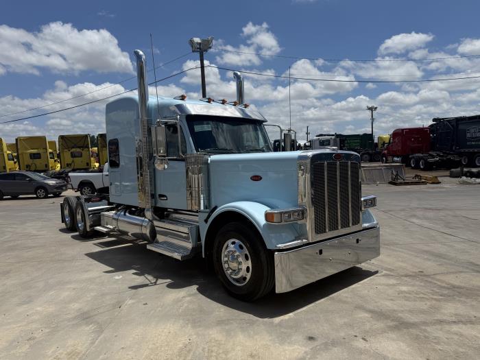 2027 Peterbilt 589-11