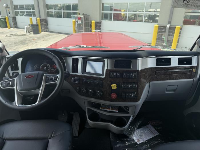 2027 Peterbilt 589-58