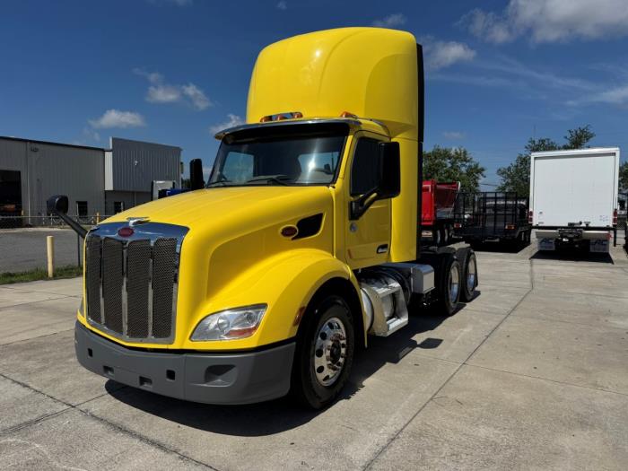 2021 Peterbilt 579-0