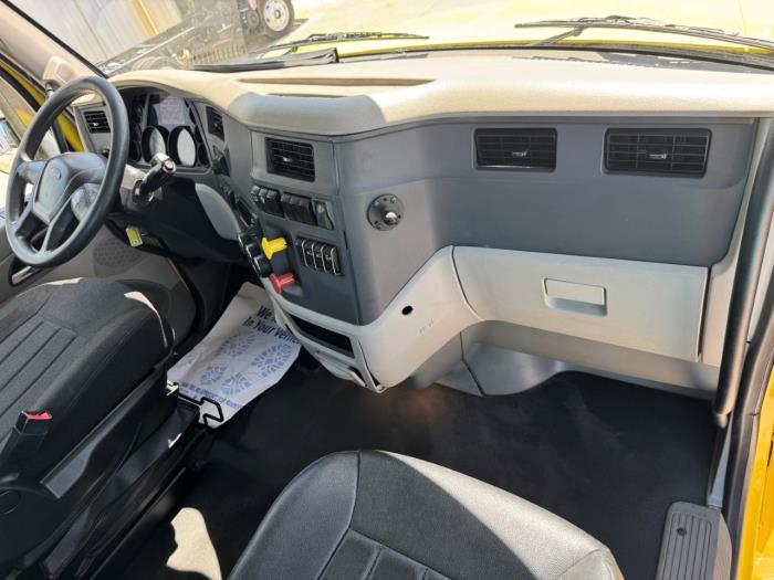 2021 Peterbilt 579-11