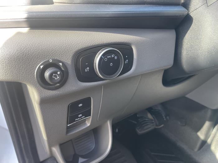 2026 Ford Transit-350-16