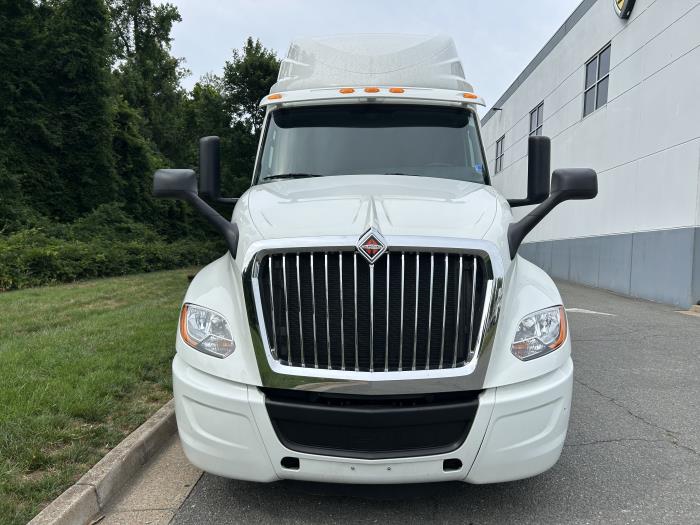 2023 International LT625-1
