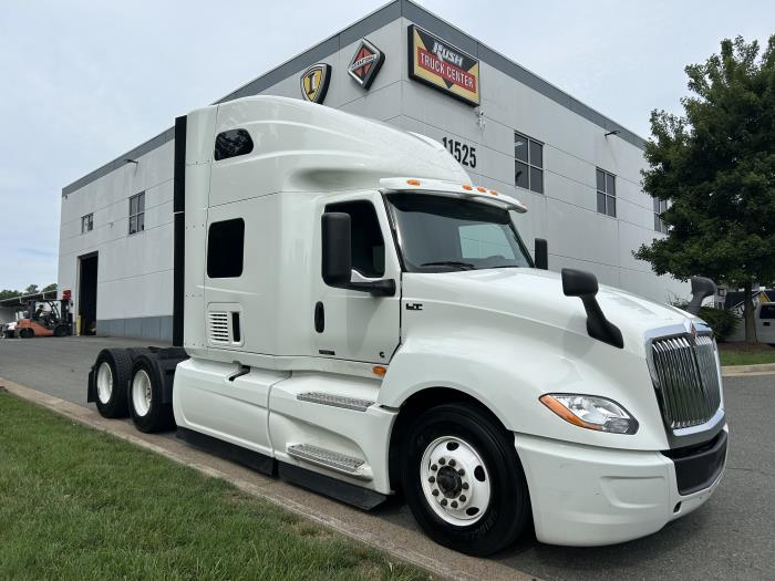 2023 International LT625-0