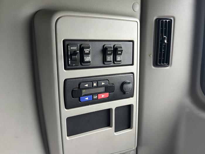 2023 International LT625-17