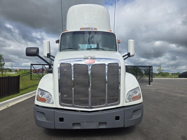 2018 Peterbilt 579-2