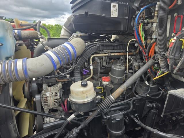 2018 Peterbilt 579-18