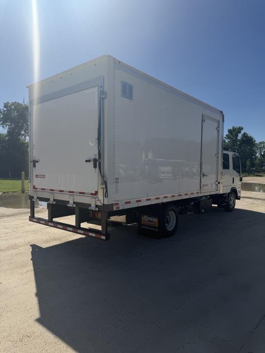 2026 Isuzu NPR-HD-7