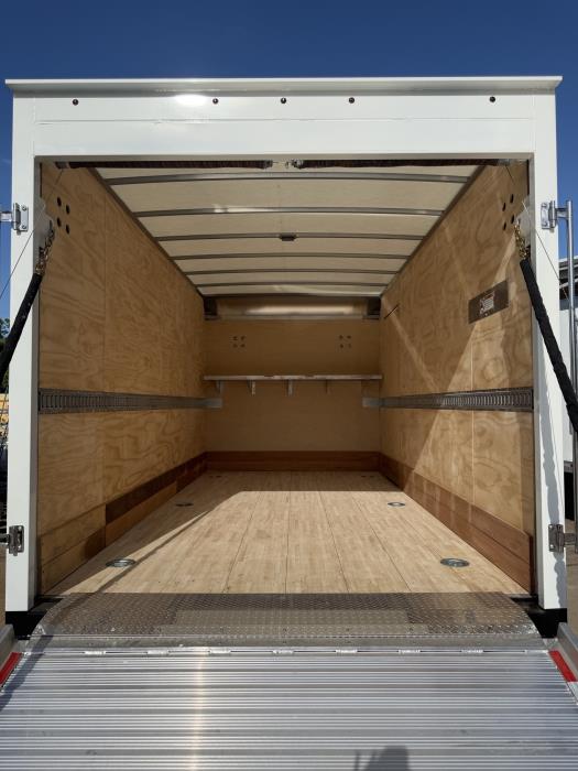 2026 Isuzu NPR-HD-17