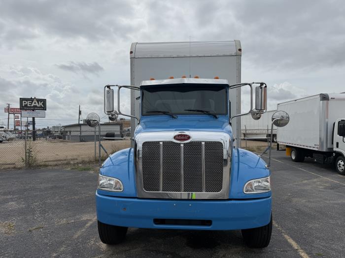 2020 Peterbilt 337-15