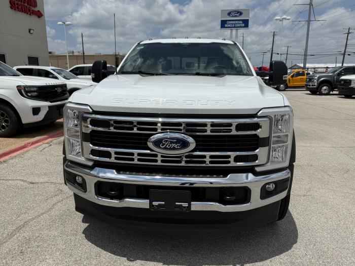 2026 Ford F-550-7