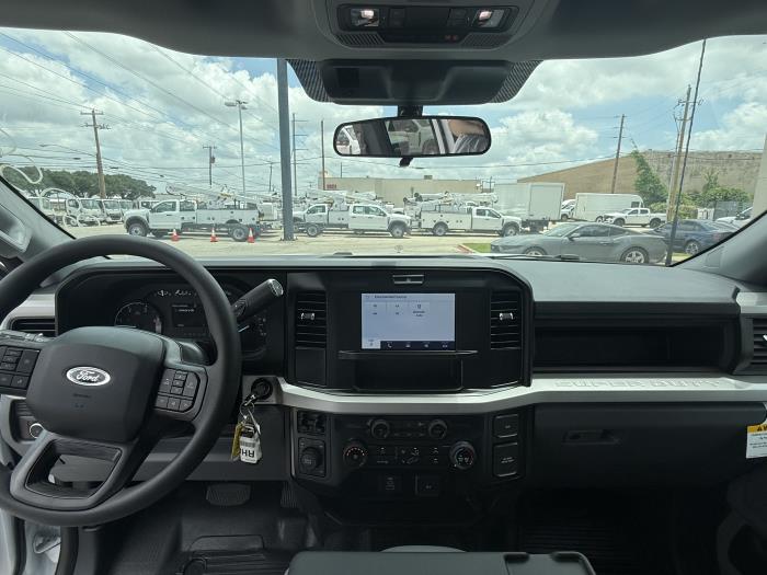 2026 Ford F-550-9