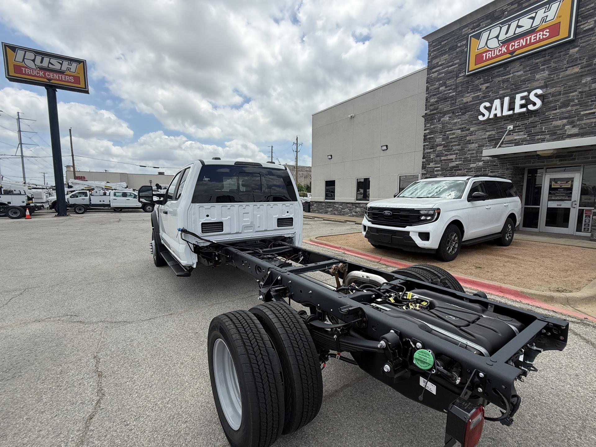 New 2026 Ford F-550 Super Cab Cab Chassis - photo 4