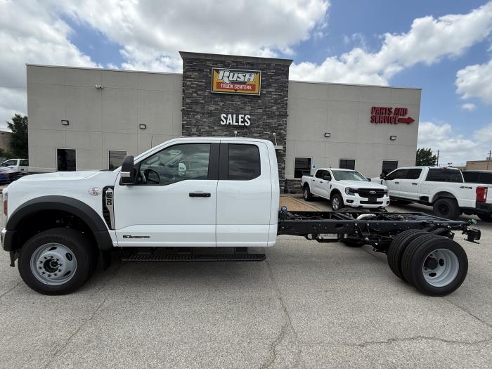 2026 Ford F-550-1