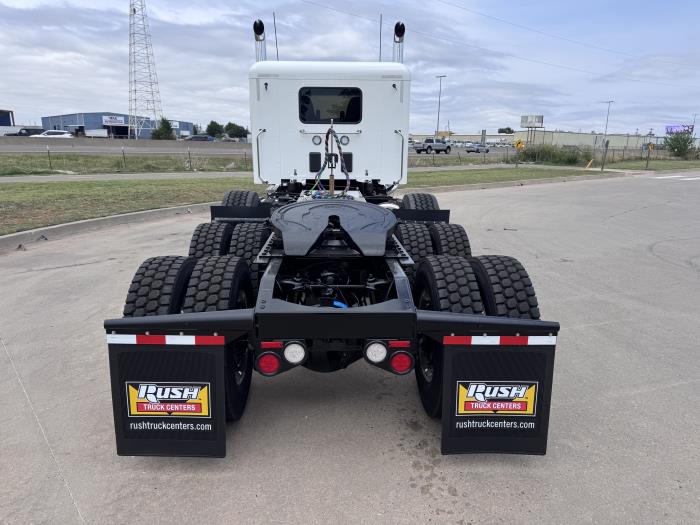2027 Peterbilt 567-7