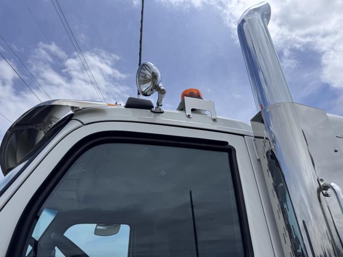 2027 Peterbilt 567-9