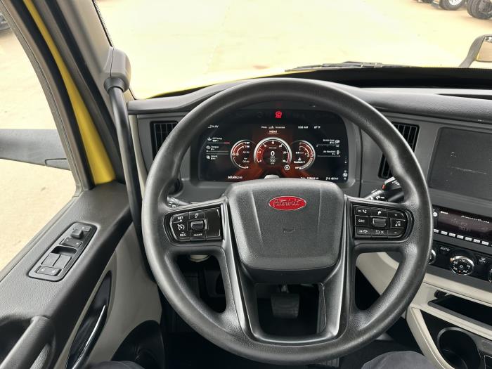 2023 Peterbilt 579-7