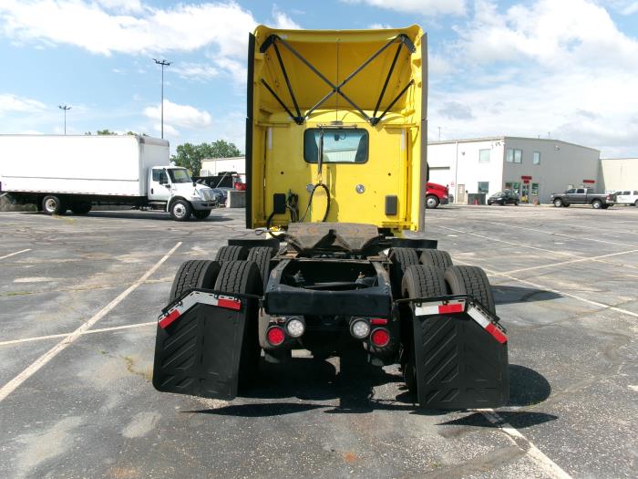 2023 Peterbilt 579-4
