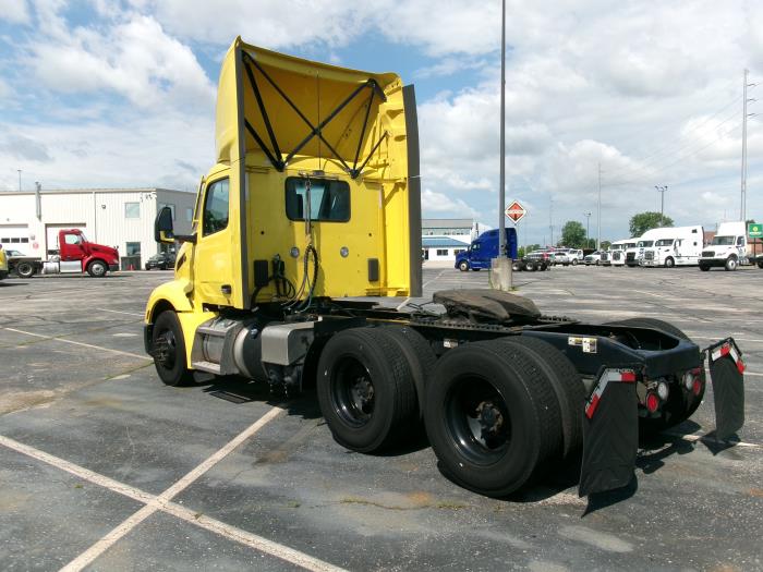 2023 Peterbilt 579-5