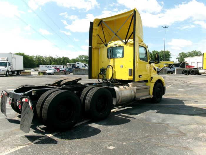 2023 Peterbilt 579-6