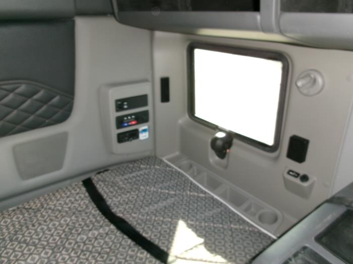 2025 International LT625-12