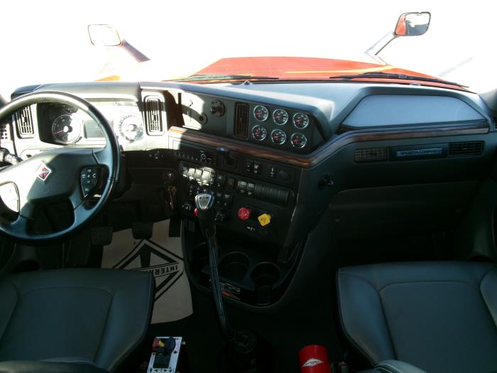 2025 International LT625-15