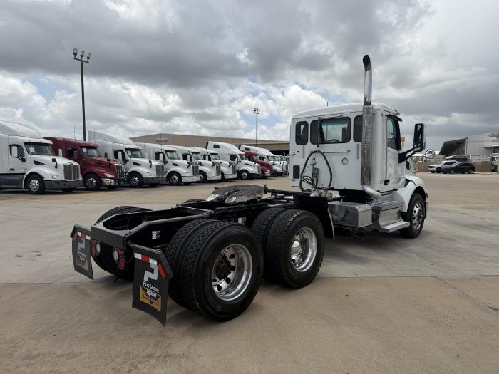 2021 Peterbilt 579-5