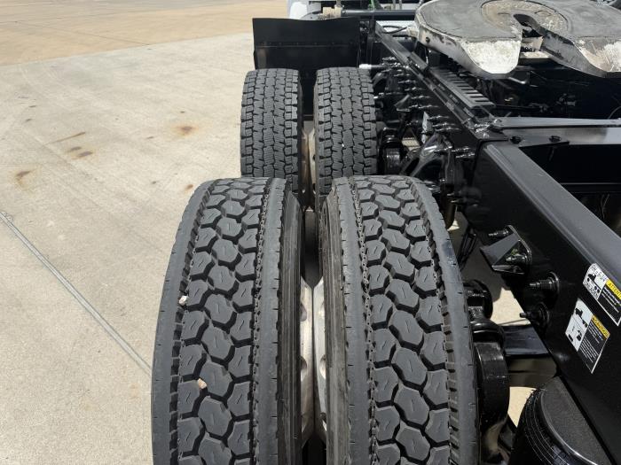 2021 Peterbilt 579-12