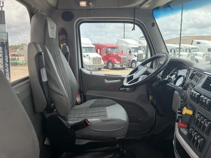 2021 Peterbilt 579-23