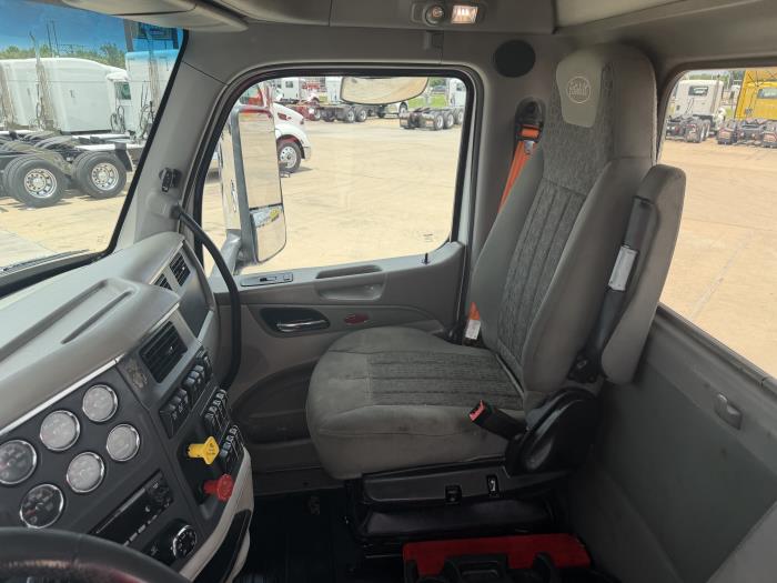2021 Peterbilt 579-25
