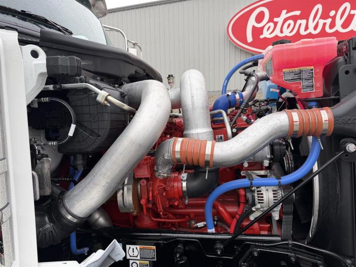 2027 Peterbilt 589-13