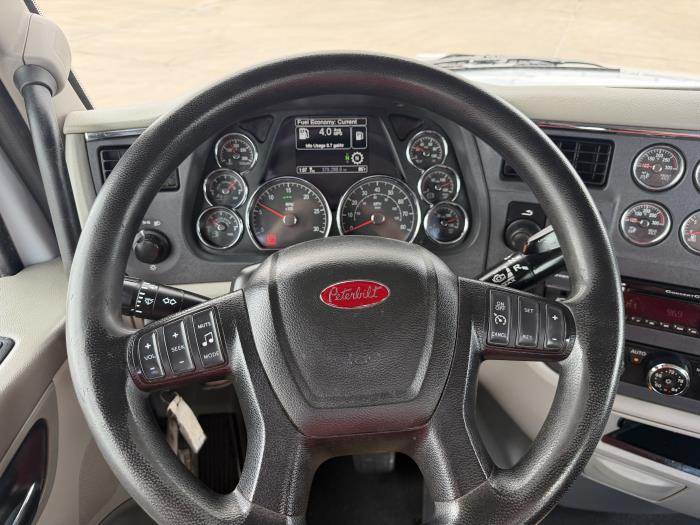 2021 Peterbilt 567-29