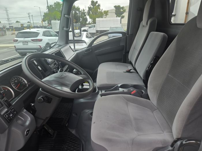 2019 Isuzu NRR-4