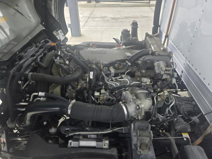 2019 Isuzu NRR-13