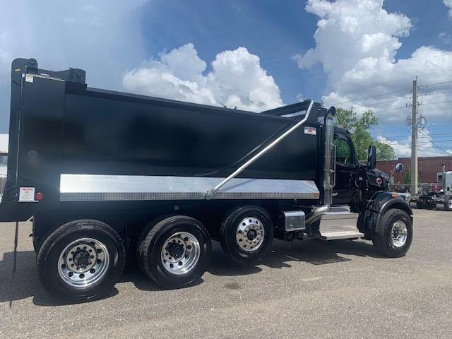 2027 Peterbilt 567-10