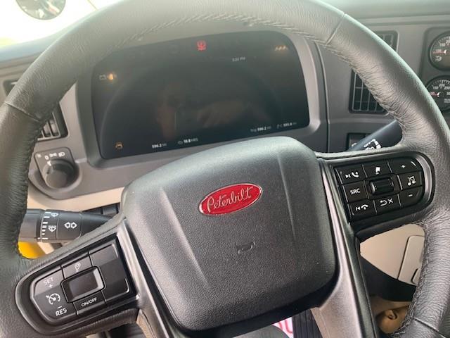 2027 Peterbilt 567-16