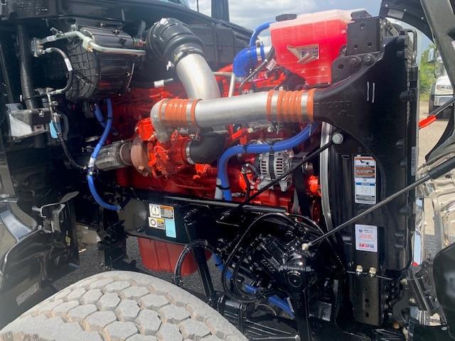 2027 Peterbilt 567-17