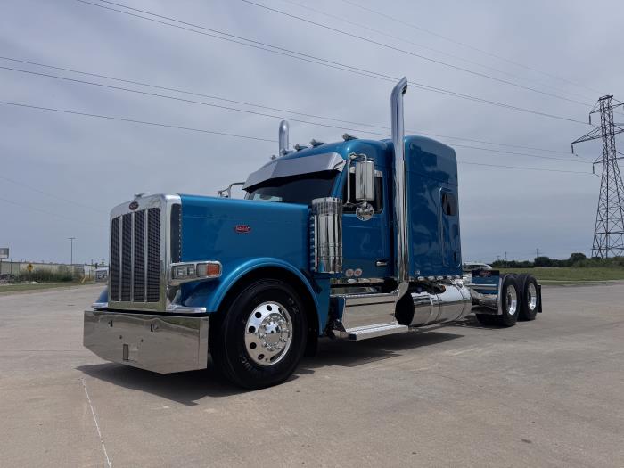 2027 Peterbilt 589-1