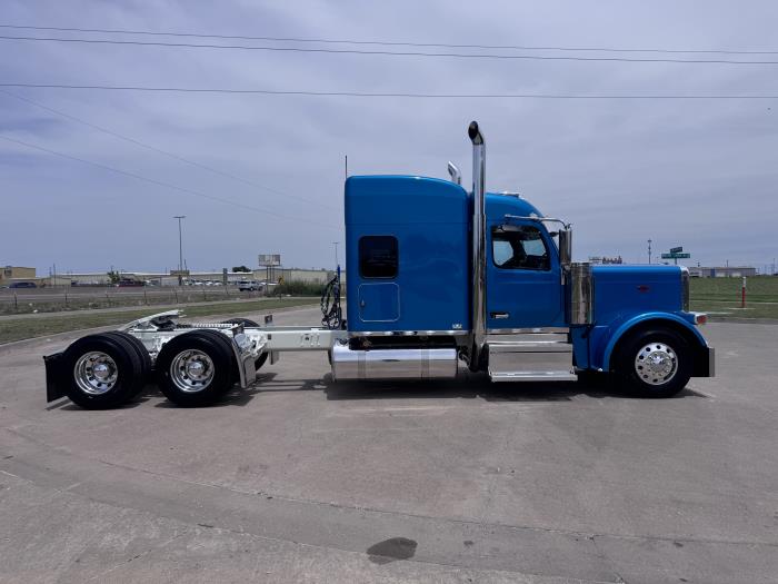 2027 Peterbilt 589-5