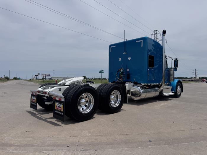 2027 Peterbilt 589-6