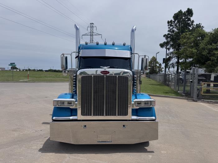 2027 Peterbilt 589-7