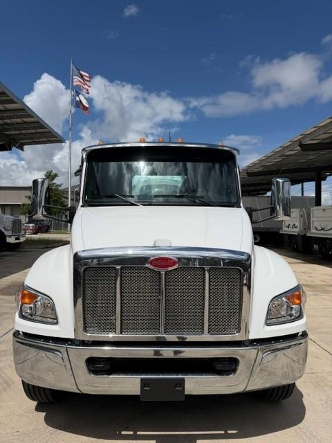 2027 Peterbilt 536-1