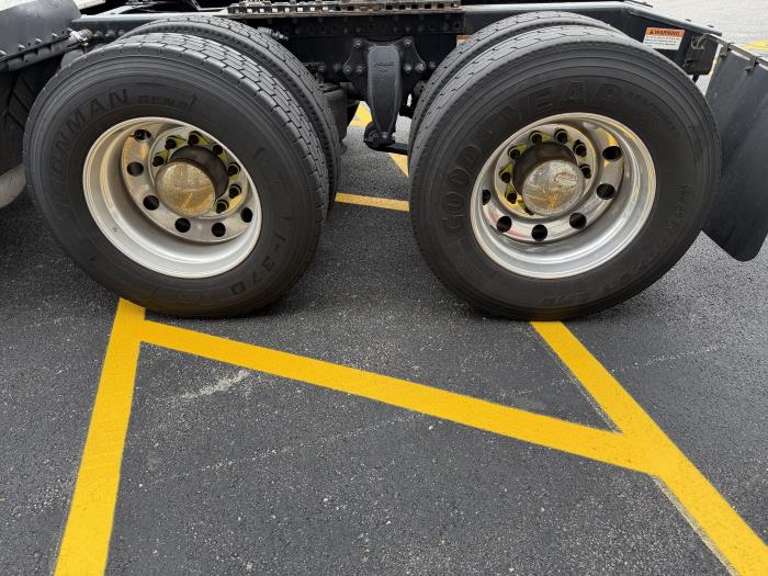 2022 Freightliner Cascadia-5