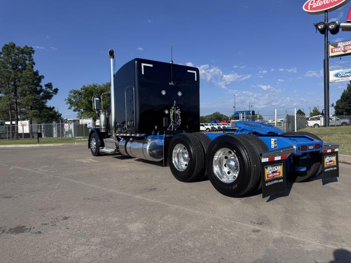 2027 Peterbilt 589-3