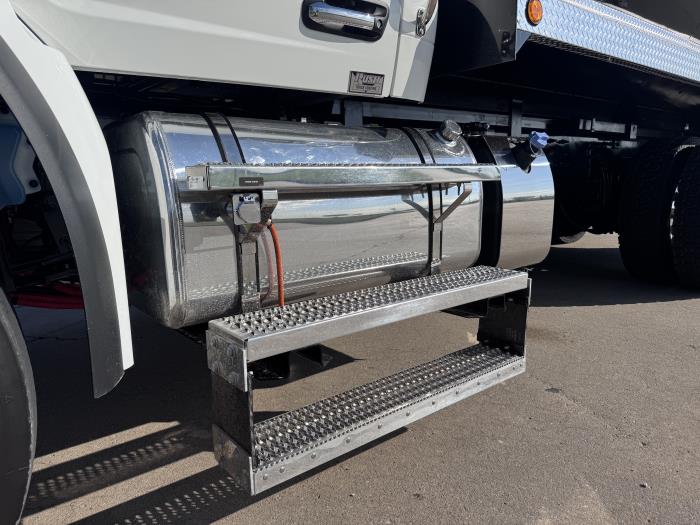 2027 Peterbilt 548-10