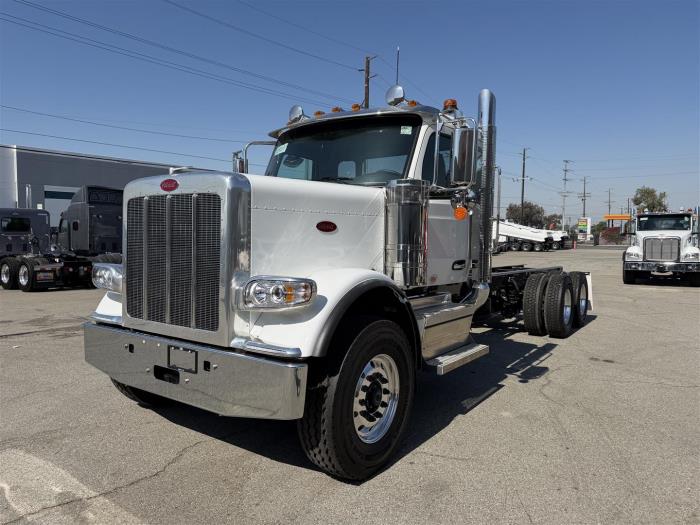 2027 Peterbilt 589-1