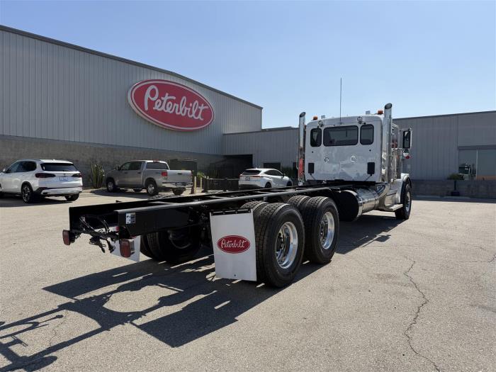 2027 Peterbilt 589-5