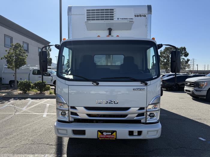 2025 Isuzu NRR-7